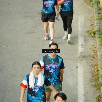 Runner Photo 7690735
