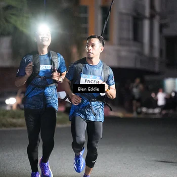 Runner Photo 7690745