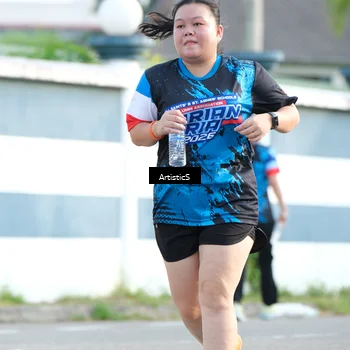 Runner Photo 7690752