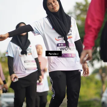 Runner Photo 7690754