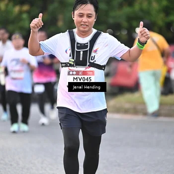 Runner Photo 7690762