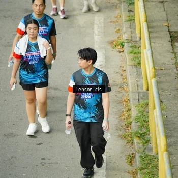 Runner Photo 7690764