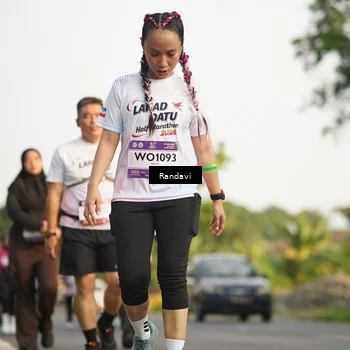 Runner Photo 7690767