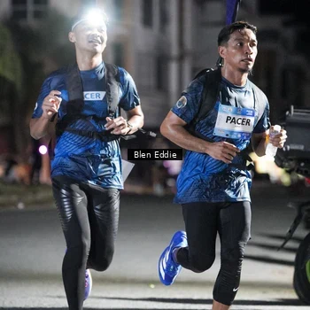 Runner Photo 7690770