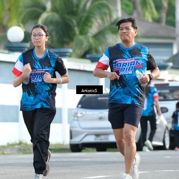 Runner Photo 7690782