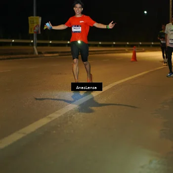 Runner Photo 7690792