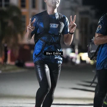 Runner Photo 7690802