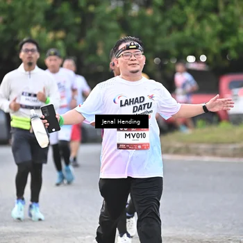Runner Photo 7690814