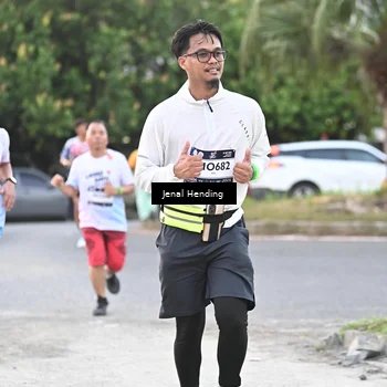 Runner Photo 7690817