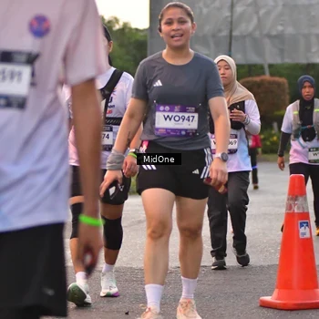 Runner Photo 7690820