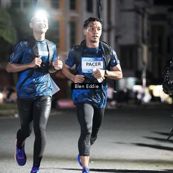 Runner Photo 7690824
