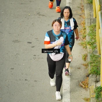Runner Photo 7690826