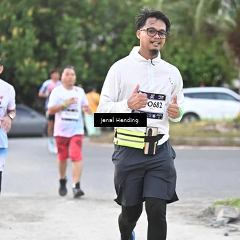 Runner Photo 7690831