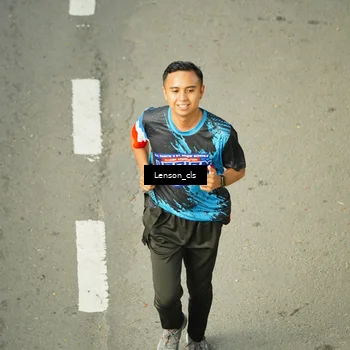 Runner Photo 7690834