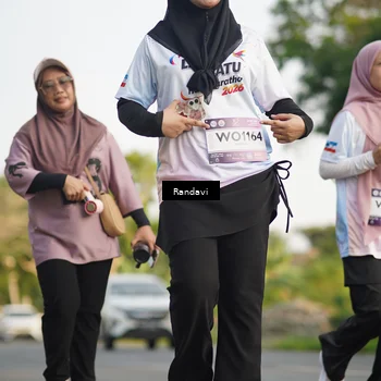 Runner Photo 7690840