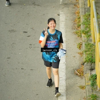 Runner Photo 7690851