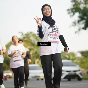 Runner Photo 7690854