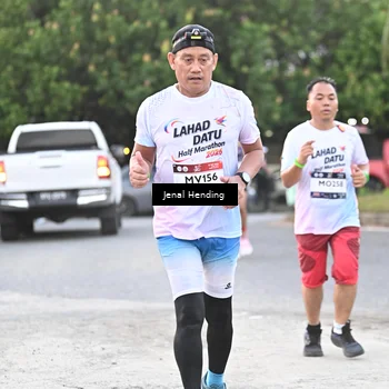 Runner Photo 7690857
