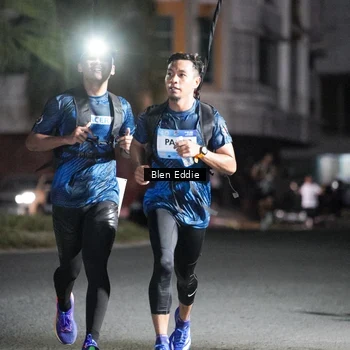 Runner Photo 7690863