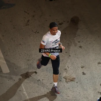 Runner Photo 7690864