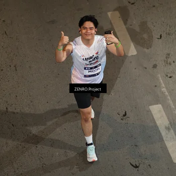 Runner Photo 7690865