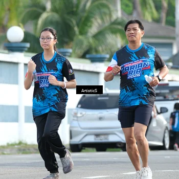 Runner Photo 7690869