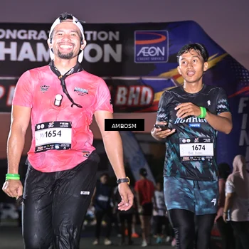 Runner Photo 7690870