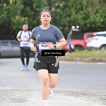 Runner Photo 7690880