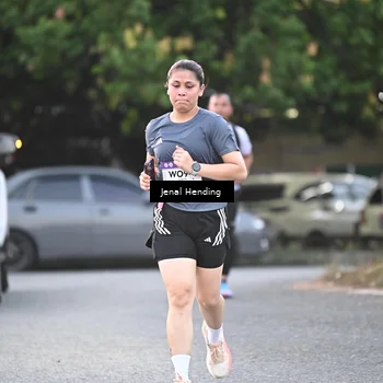 Runner Photo 7690881