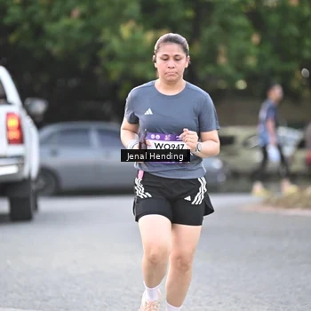 Runner Photo 7690886