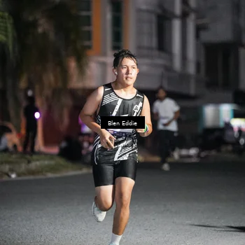 Runner Photo 7690888