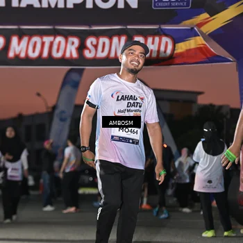 Runner Photo 7690891