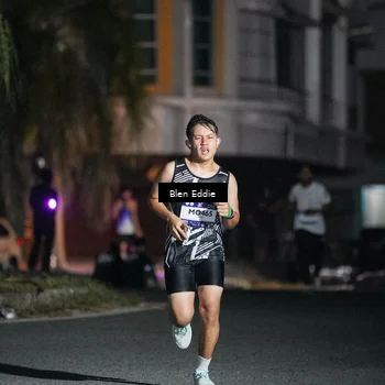 Runner Photo 7690892