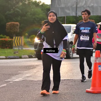 Runner Photo 7690896