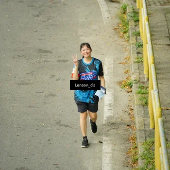 Runner Photo 7690898