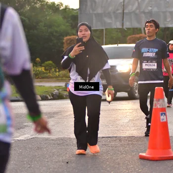 Runner Photo 7690899
