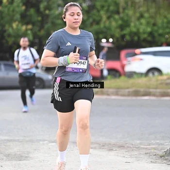 Runner Photo 7690905