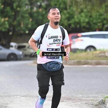 Runner Photo 7690915