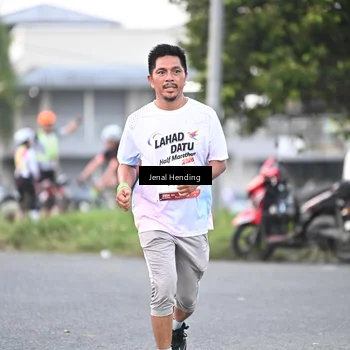 Runner Photo 7690936
