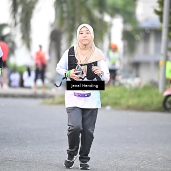 Runner Photo 7690947