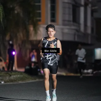 Runner Photo 7690948