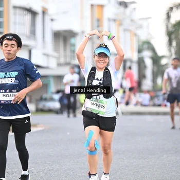 Runner Photo 7690962