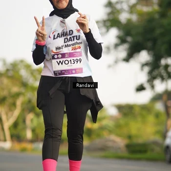 Runner Photo 7690970