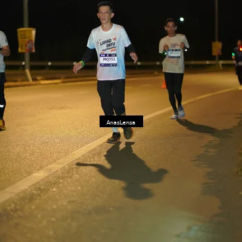 Runner Photo 7690972