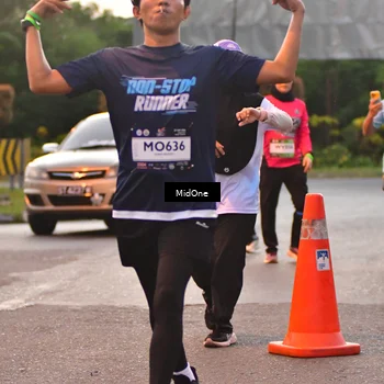 Runner Photo 7690989