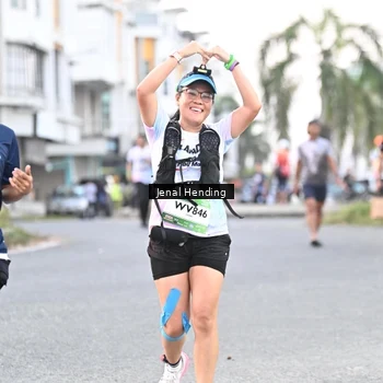 Runner Photo 7690993