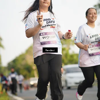 Runner Photo 7690996