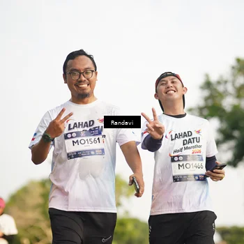 Runner Photo 7691002