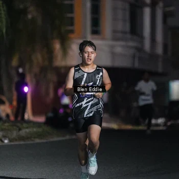 Runner Photo 7691014