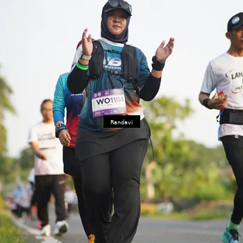 Runner Photo 7691018